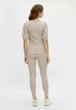 Mamalicious MLIREM - T-shirt Print -Mamalicious Winkel 2c95ff7c1cf04feaaf4605fb01c7cf98