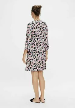 Mamalicious Jurk -Mamalicious Winkel 4ec5a8a1812347a8ab3f2c1d3681b827